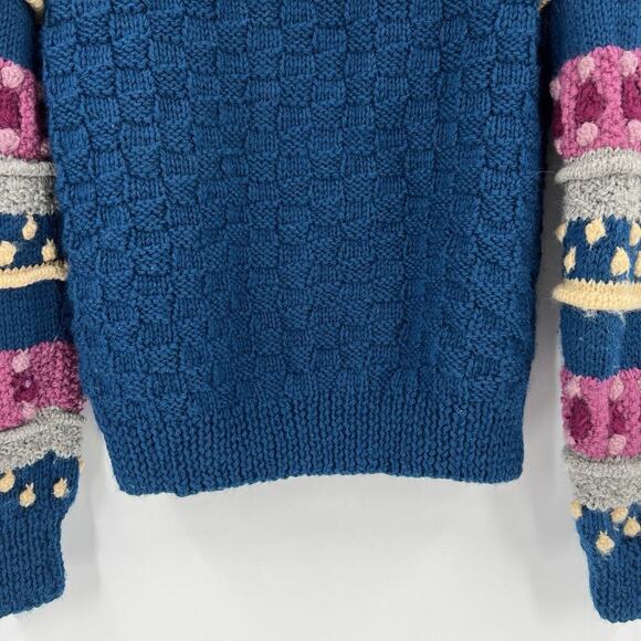 Vintage Retro 100% Pure Wool Knit Pom Pom Sweater Made In Uruguay Size Small - Picture 6 of 7